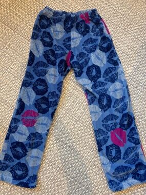 Kids Blue Lip-Print Fleece Pajama Pants